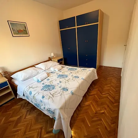 Ivan Apartment *